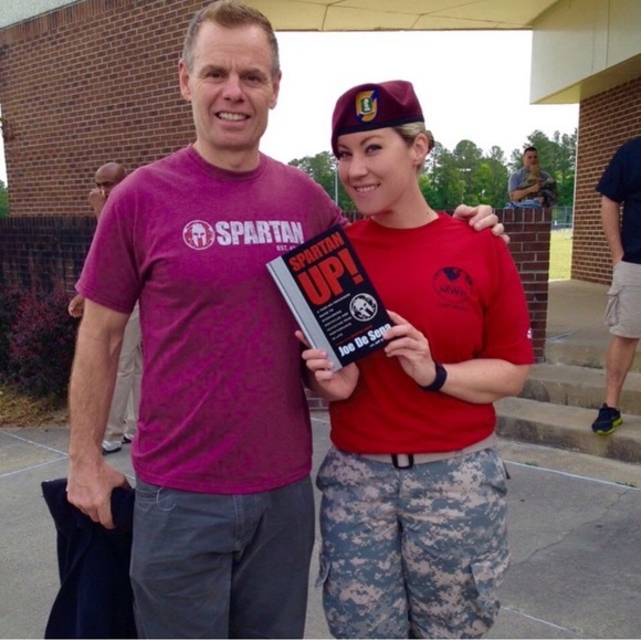 ADIDAS Red MWR Fort Bragg Army T-Shirt M - Picture 1 of 6